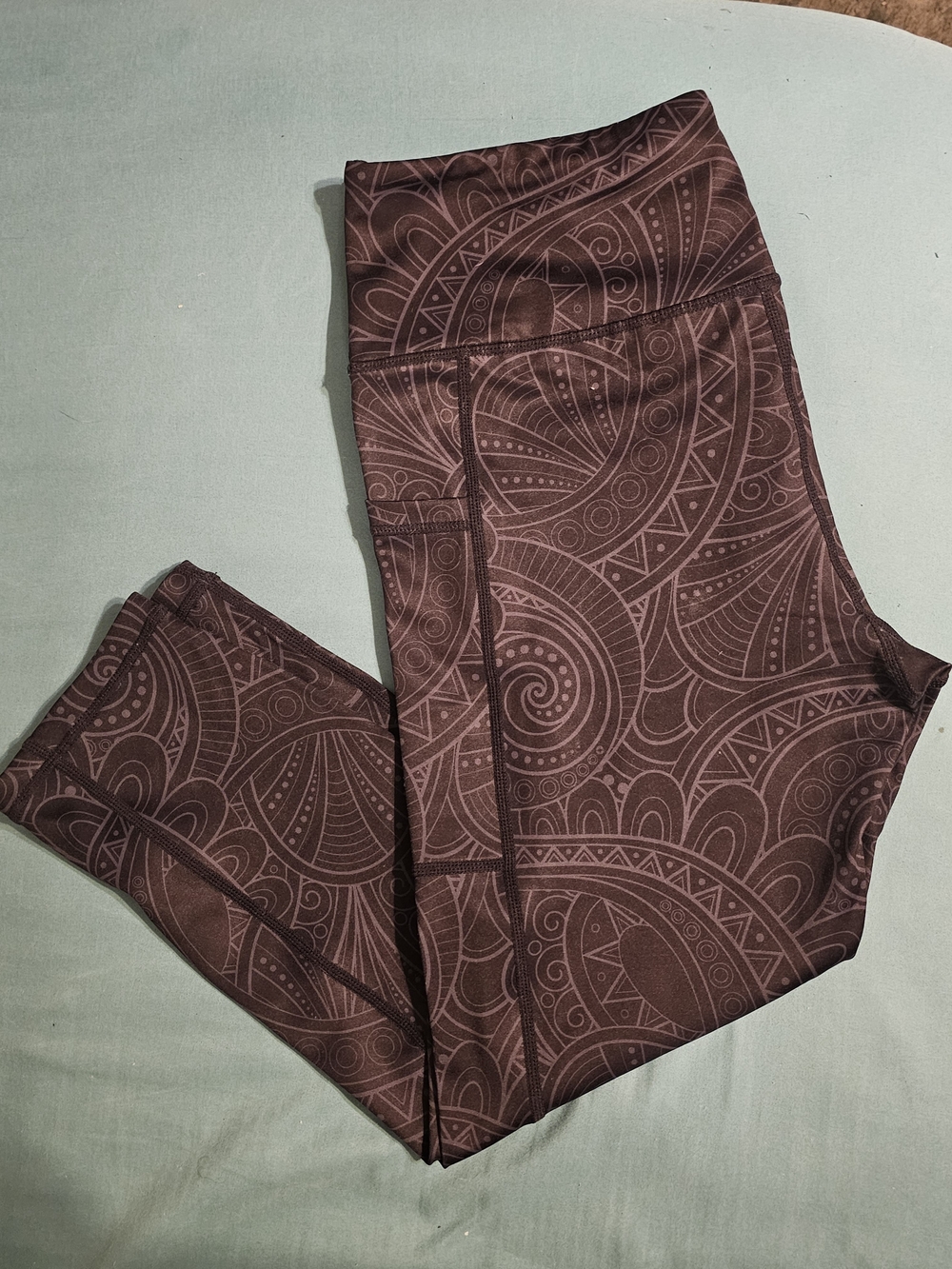 Constantly varied gear (CVG) Zenergy Black/purple Capris - Medium